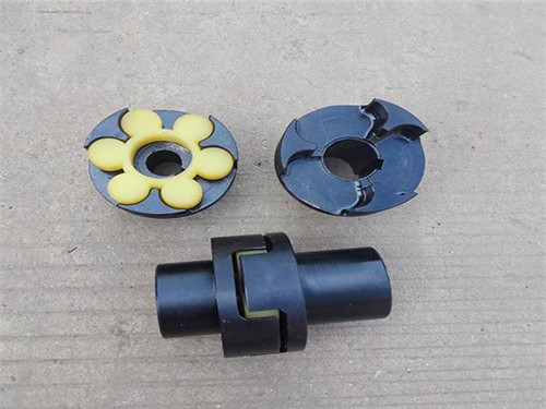 单法兰型梅花弹性联轴器